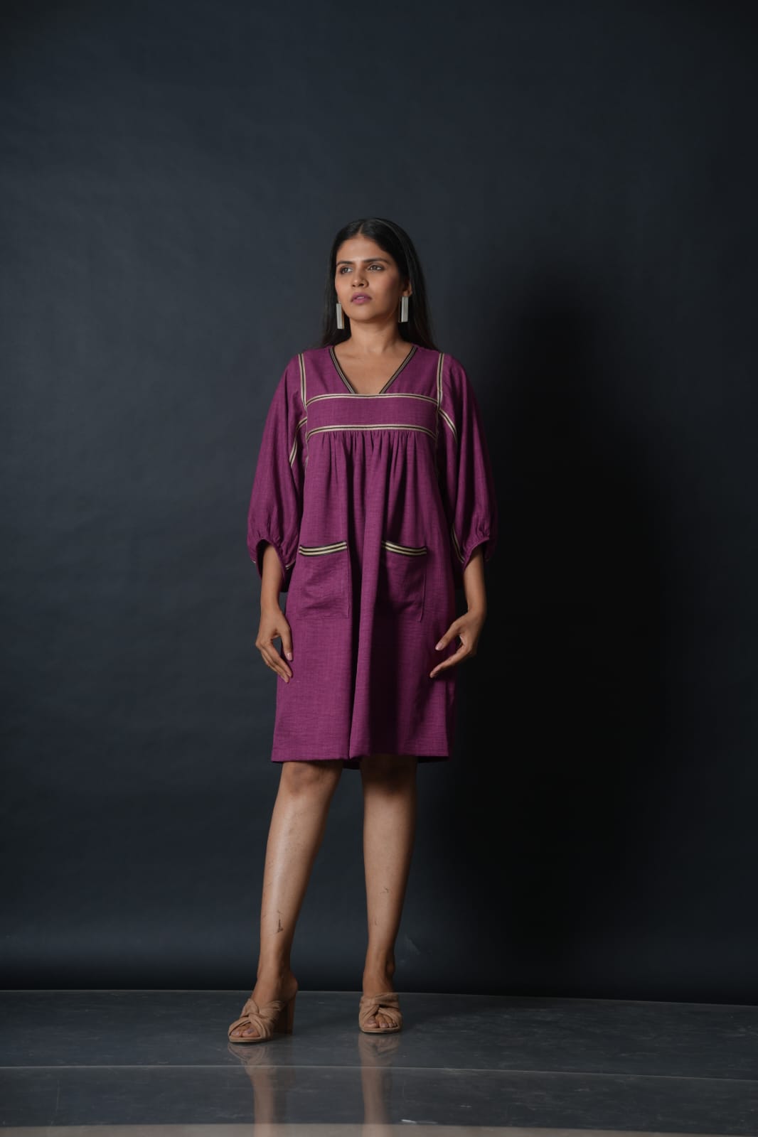 Magenta V cut sleeves dress