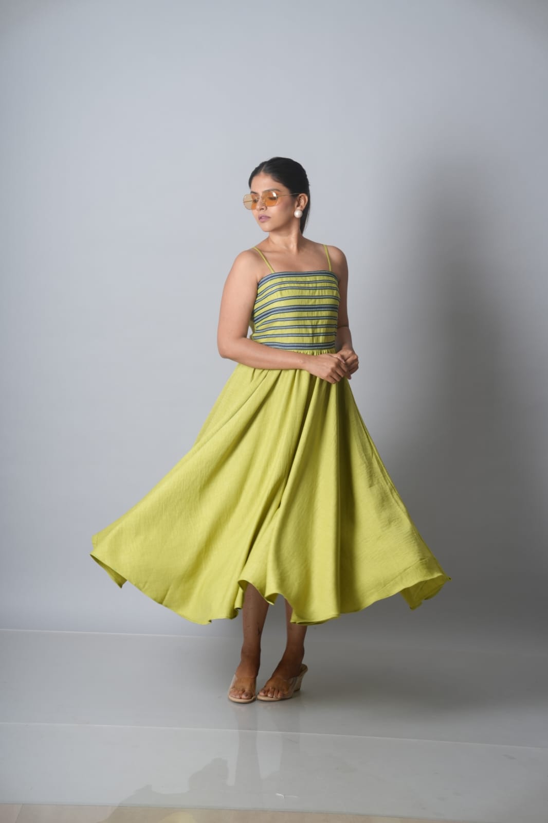 Green black line dress